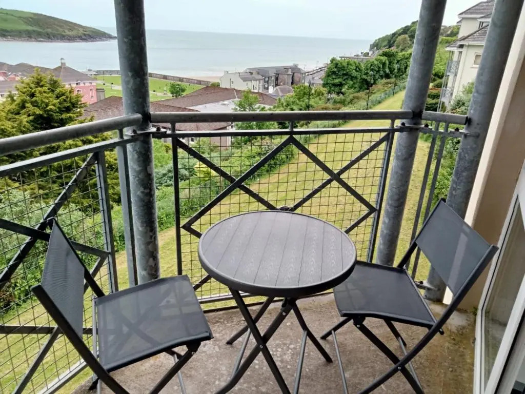 47 Carleton Village Apartments, golf links road Youghal Cork
