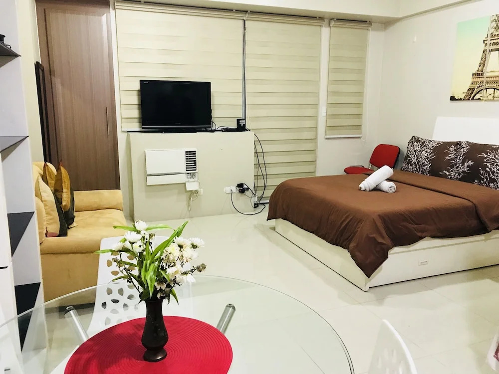 One Palm Tree Villas across NAIA-T3