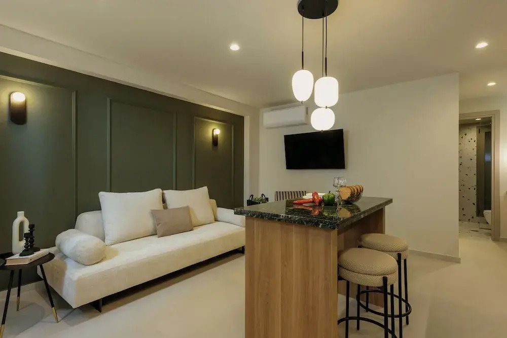 Mavili Urban Elegance