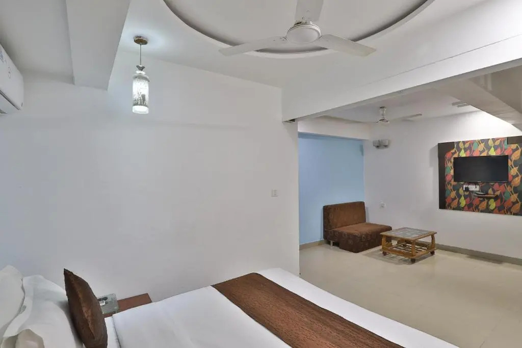 Hotel Mukund Palace