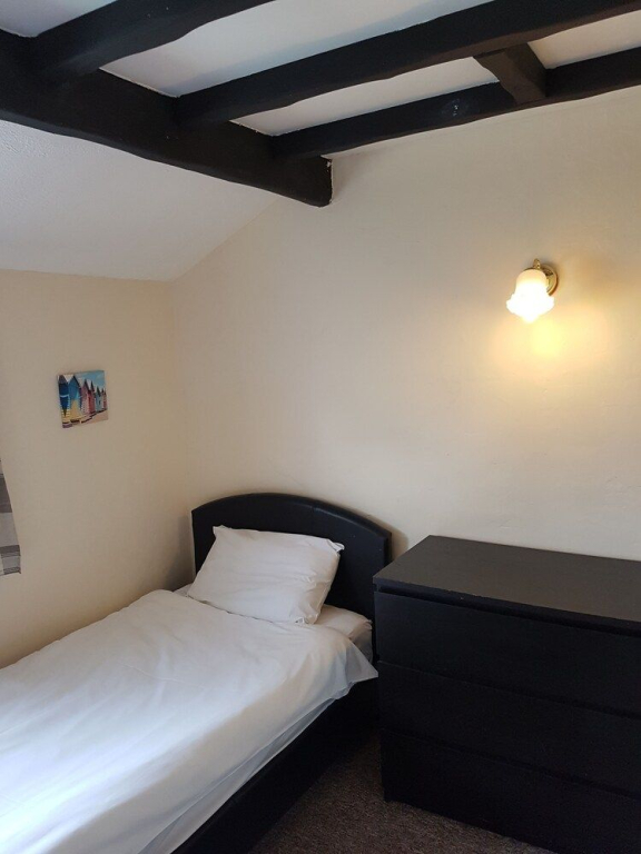 Holly Cottage