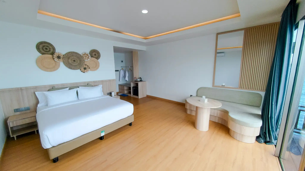 Noah Maratua Resort