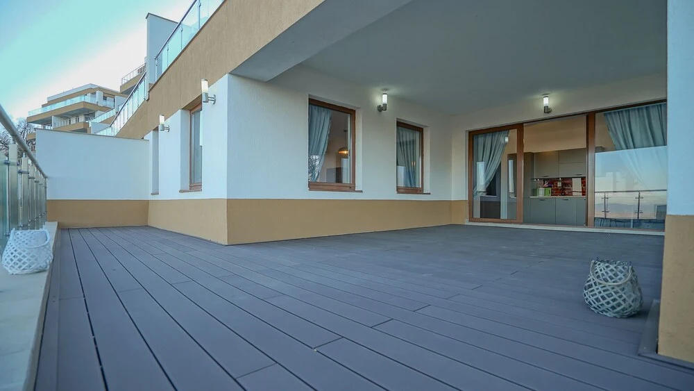 CN2i Luxury Accommodation Bobalna