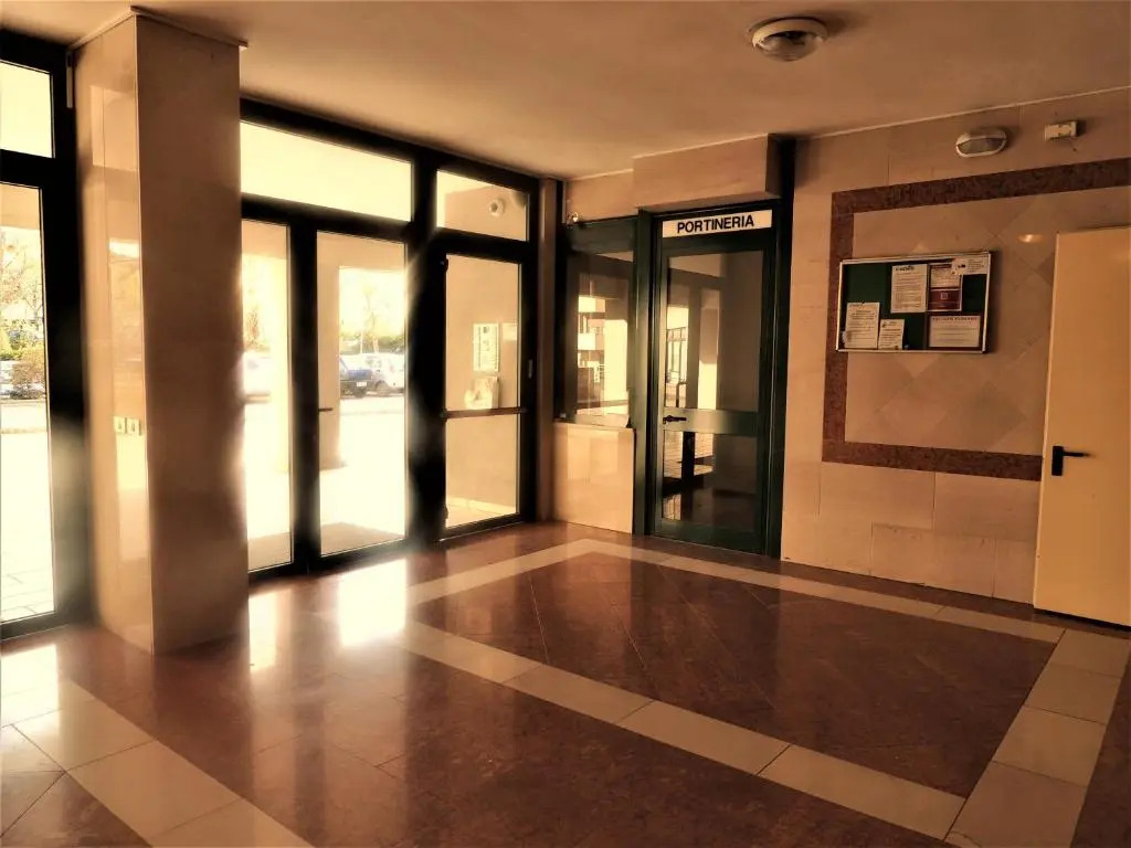 Interno 11B