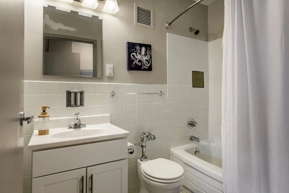 Cozysuites - Stylish Apartment in Downtown Louisville