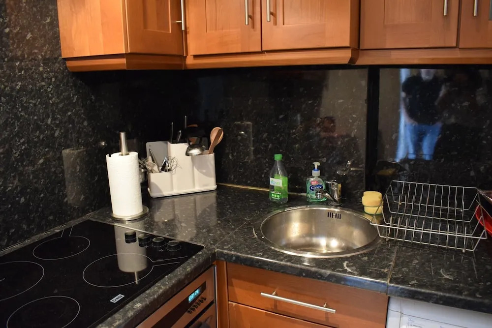 Central Location 1 Bedroom Flat