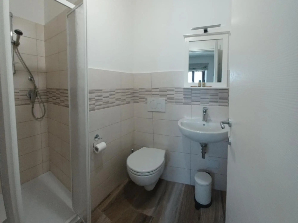 Majestic holiday home in Montefalcone Appennino with garden