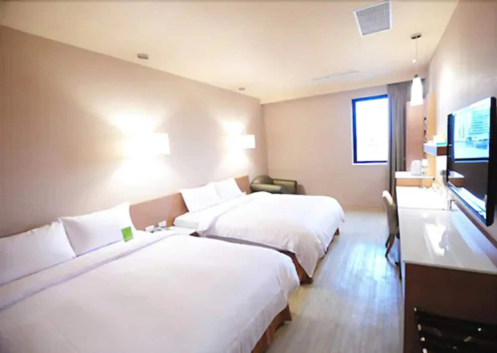 Kindness Hotel - Chihkan Tower Branch