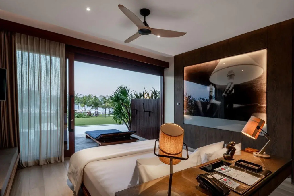 Hotel Komune and Beach Club Bali