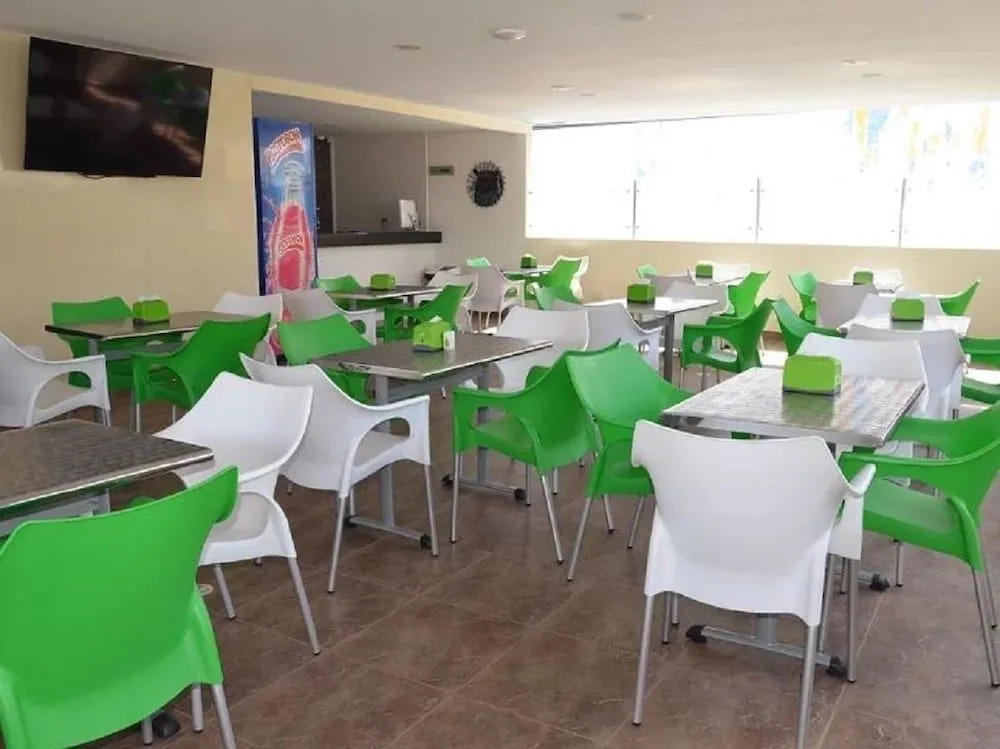 La Pera Hotel