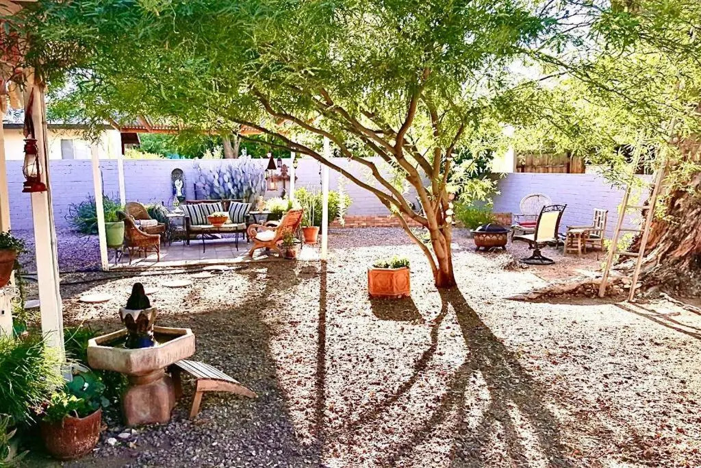 Peaceful Tucson Tiny House Getaway with Backyard
