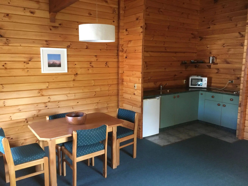 Alpine Lodge