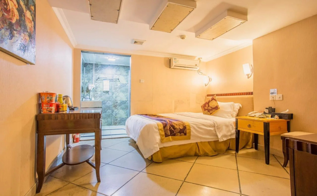 Shenzhen Lei Zhen Hotel
