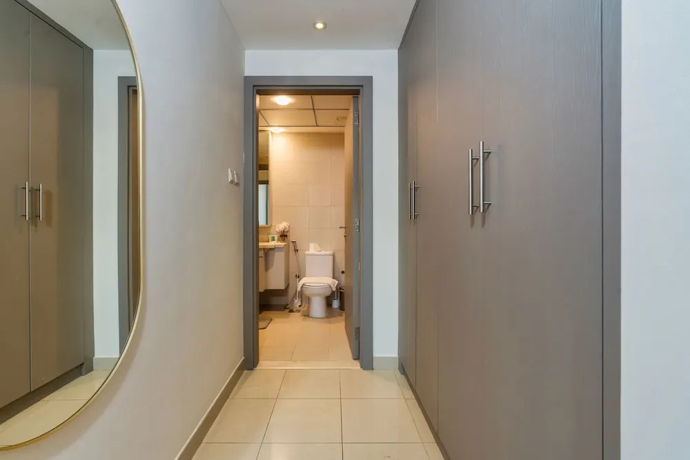 Luxurious 1B With Opera & fountains views