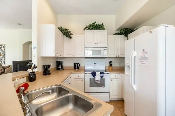 Disney - Large 5 Bedroom Gated Mediterranean Home, Davenport, US