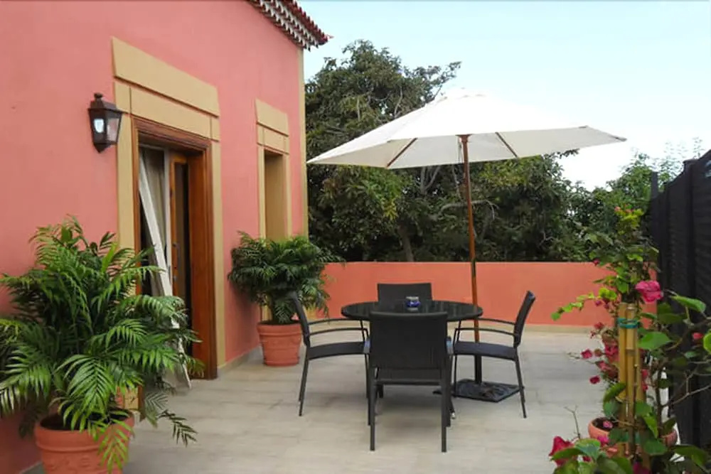 Casa Laurel