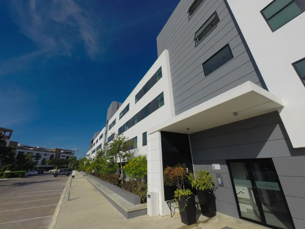 TeAmoPlaya - Nick Price Residences
