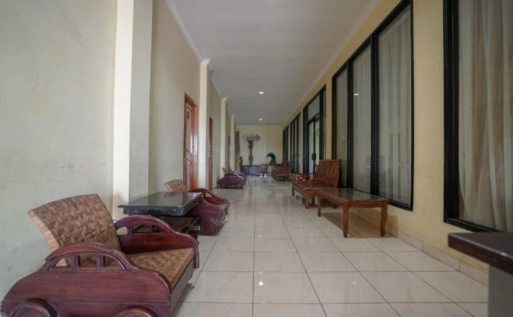 Hotel O Wisma Empat Lima Syariah