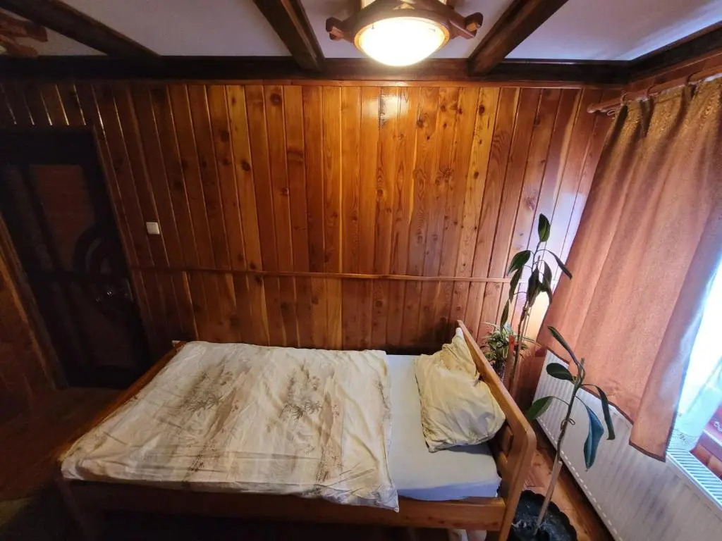 Rustic Hostel Vidra