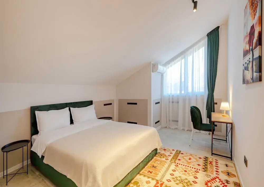 Niabi 3Bdr Mansard(No Front Desk Contact The 5 Days In Advance)