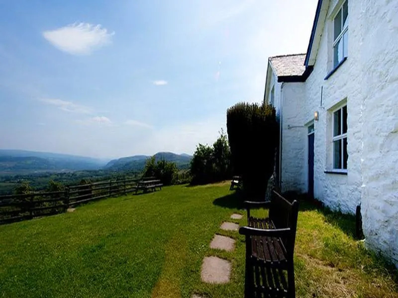 Hostel YHA Rowen