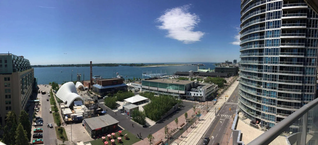 Air Canada Centre Harbor Front Furnished Condo