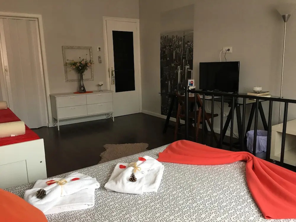 Miralles Home B&B