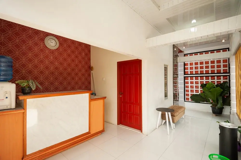 RedDoorz Syariah near RS Tentara Solok