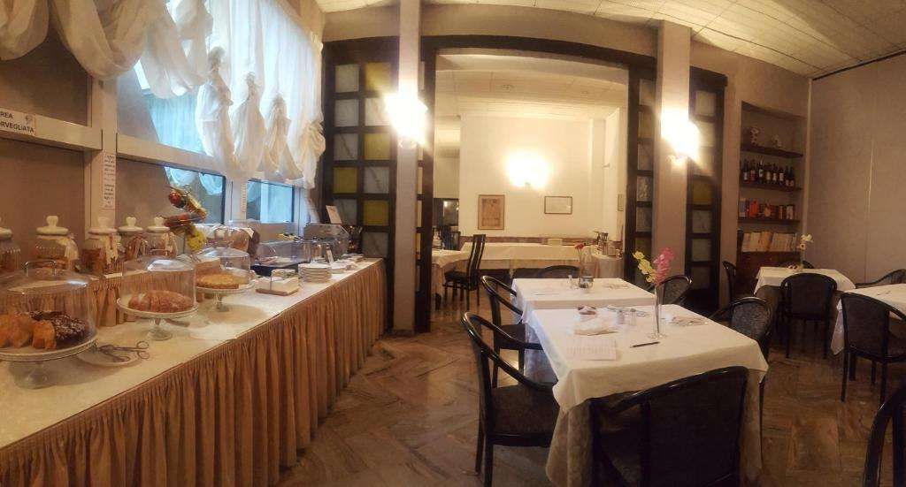 Hotel Ariston
