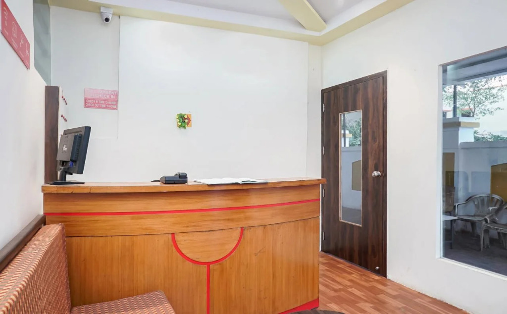 Aero Studio by OYO Rooms