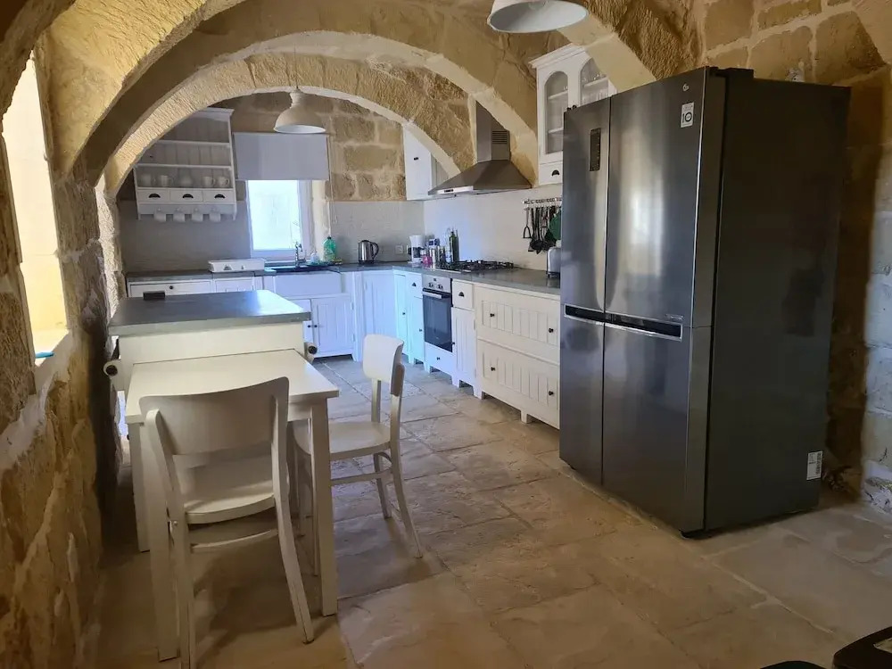 Farmhouse Villa with Large Pool and Garden in Gozo