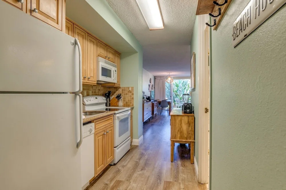 Maui Kaanapali S #b143 0 Bedroom Condo by RedAwning