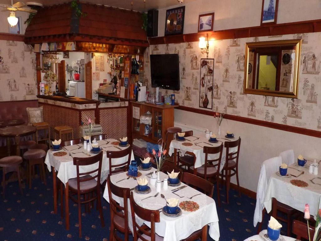 Willow Grove Hotel