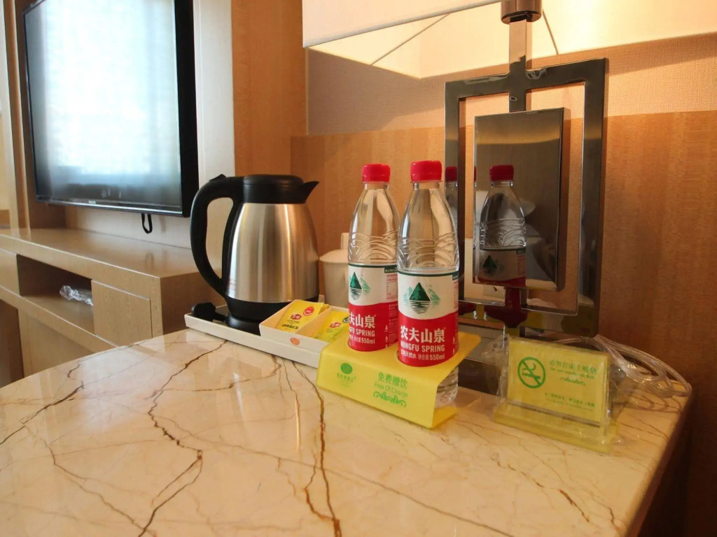 Shanghai Waigaoqiao Free Trade Zone Vienna Hotel