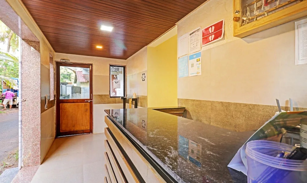 Morjim Pride Hotel with Swimming Pool near Morjim Beach