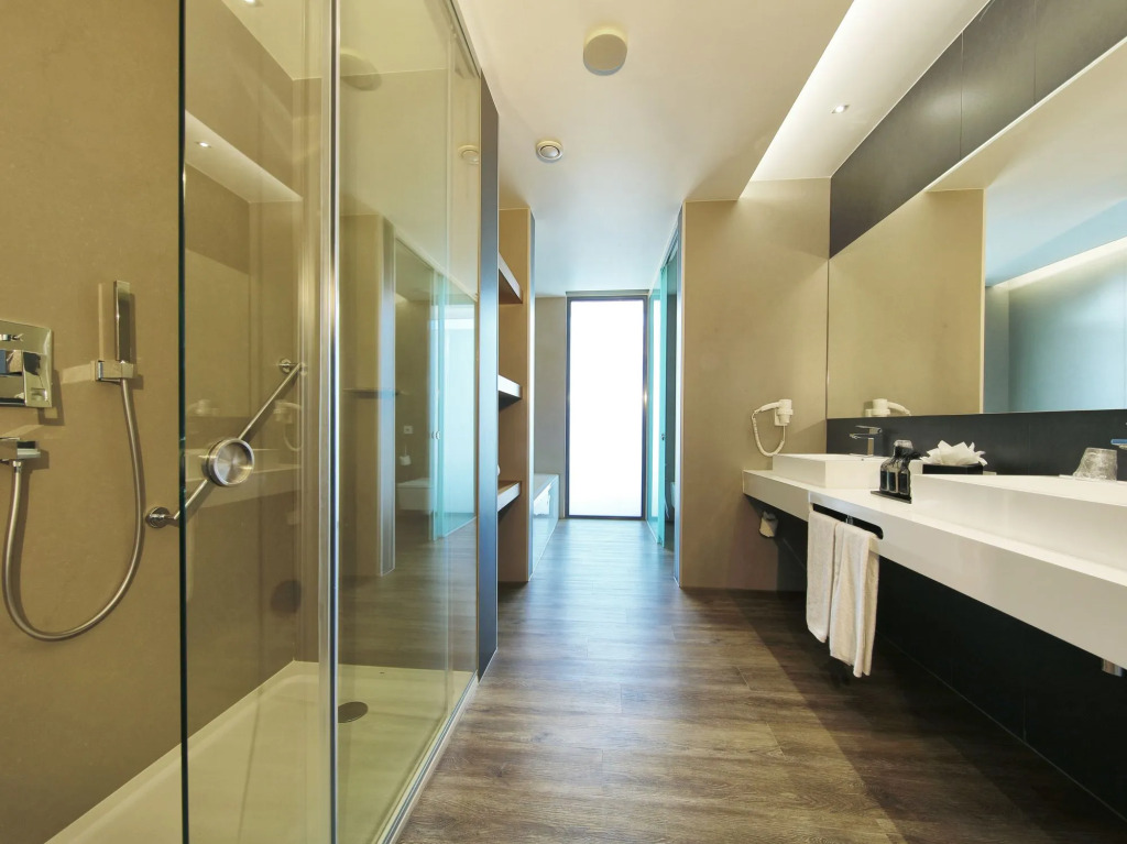 Jupiter Marina Hotel - Couples & Spa