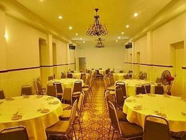 Paramount Hotel