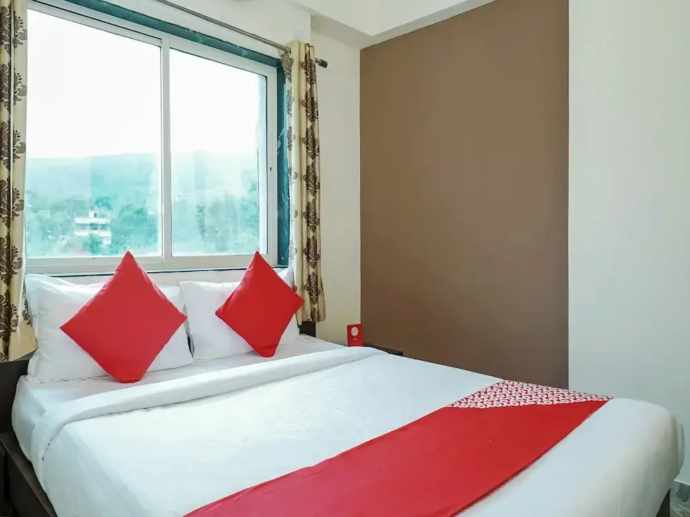 OYO 22558 Hotel Karan International