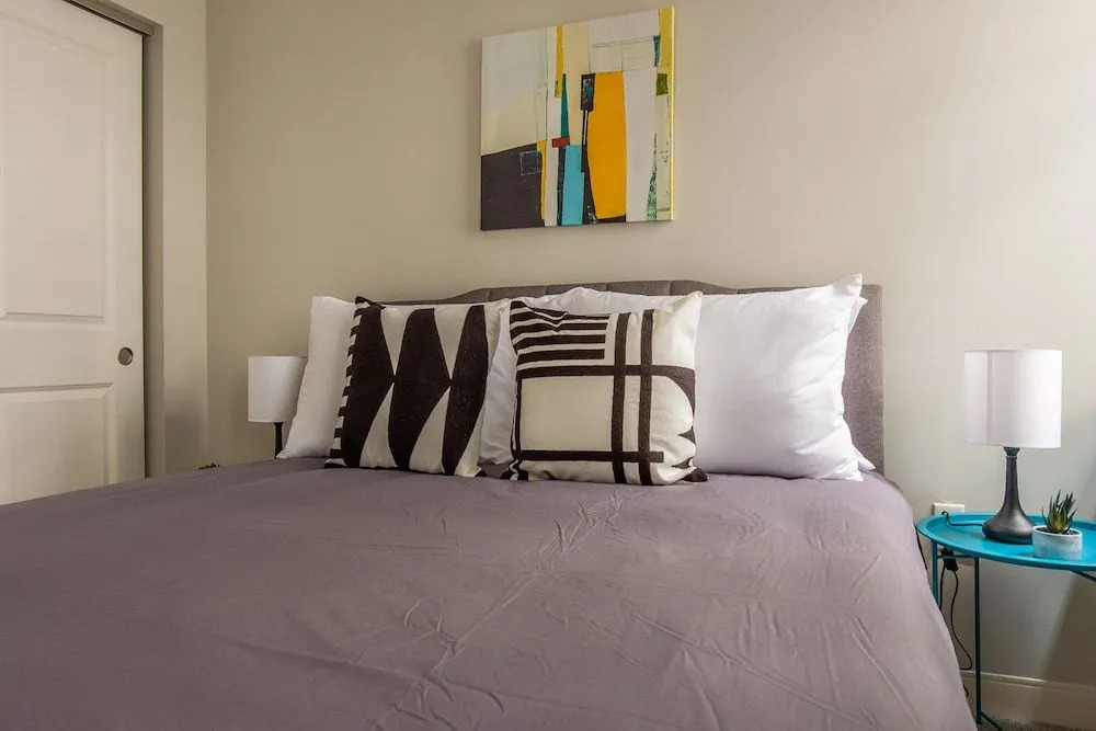 FRONTDESK Athlon Apts Downtown Cleveland