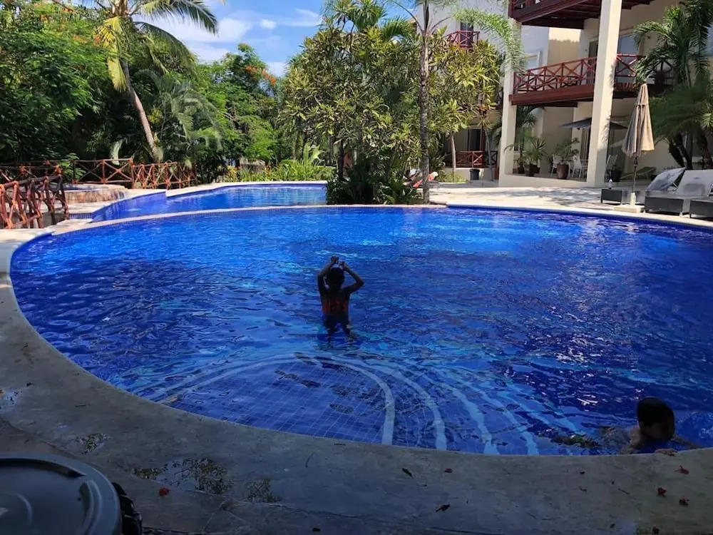 Pajaro de Fuego Pool & Terrace