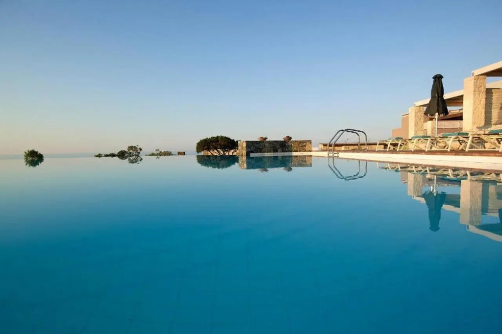 Kakkos Beach Hotel