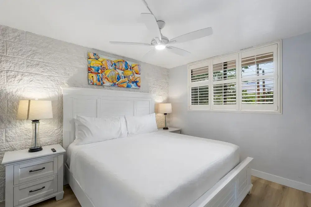 Experience Oceanfront Luxury at Kanai A Nalu 209, a Spacious 2-bd/2ba Condo, AC!