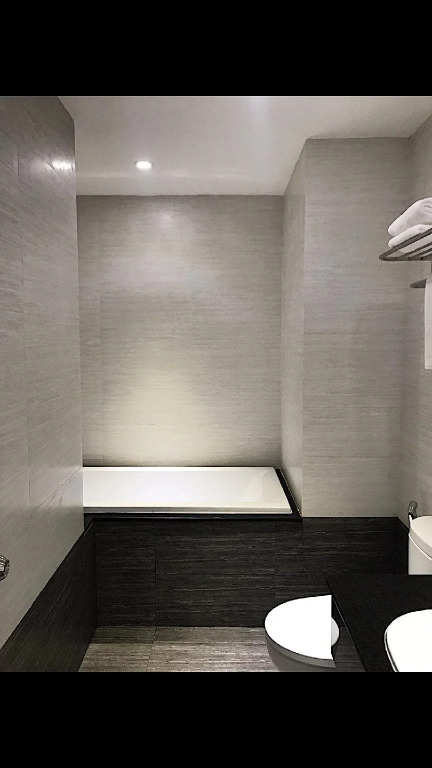 La Regatta Riverside Residences