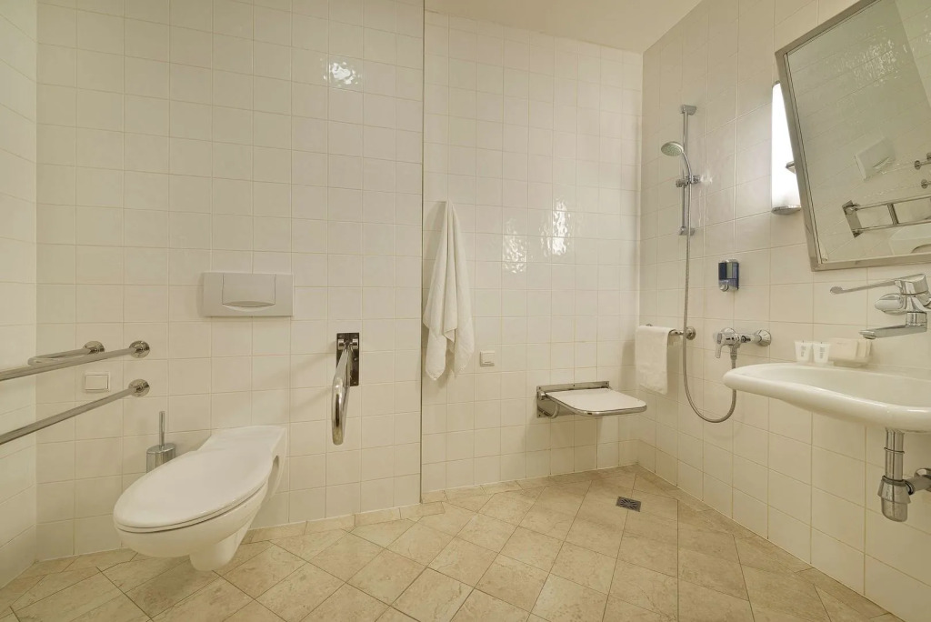 EA Hotel Julis
