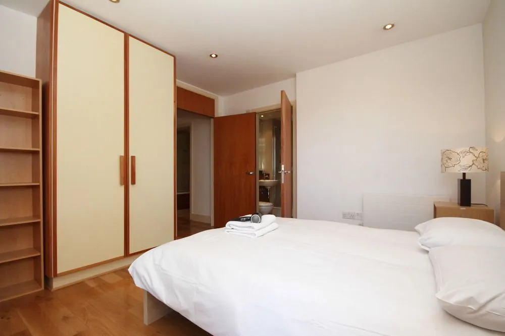 Georges Street Luxury Apartment