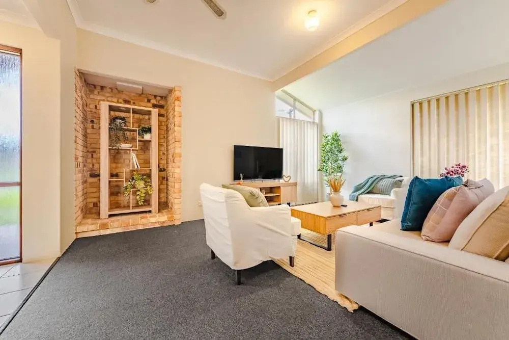 StayAU 4BR Family Retreat with Garden