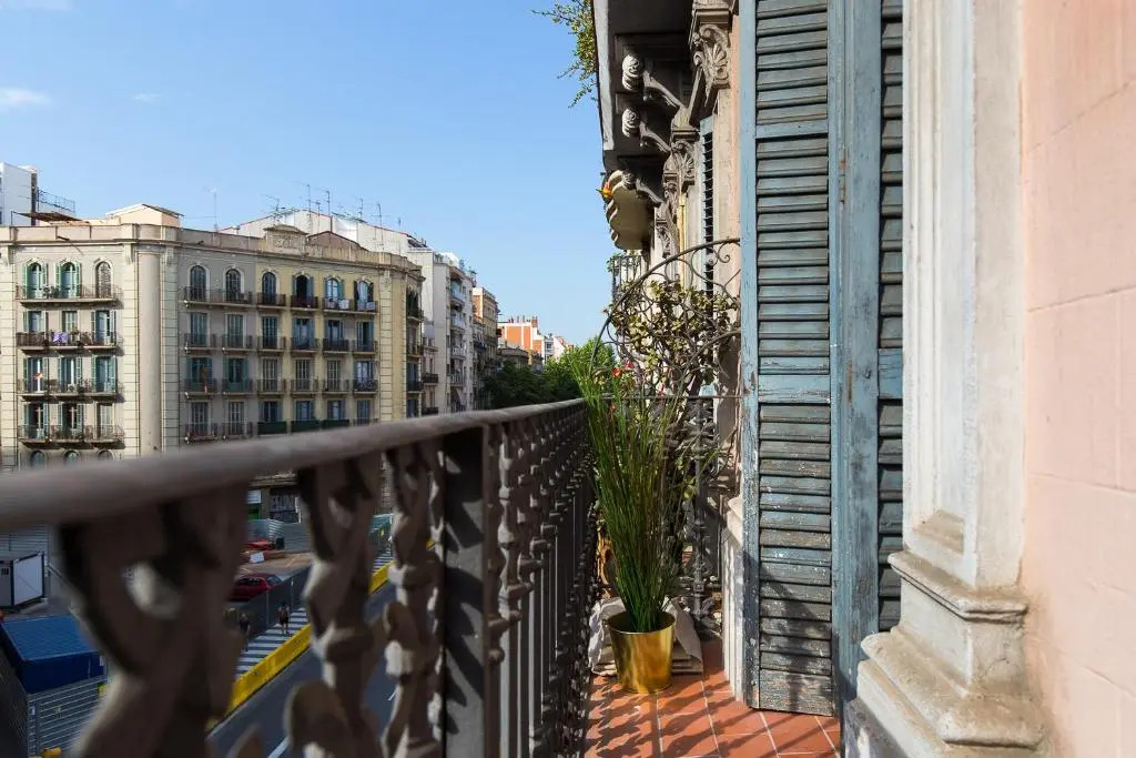 Lovely and Convenient Sagrada Familia Apartment