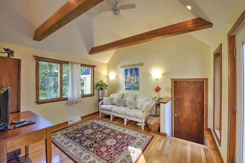 Families Welcome! East Falmouth Home 4 Mi to Beach