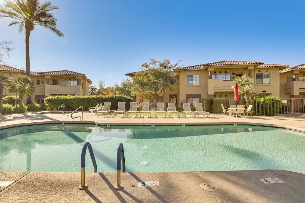 Snowbird Escape w/ Pool! 4 Mi to Kierland Commons