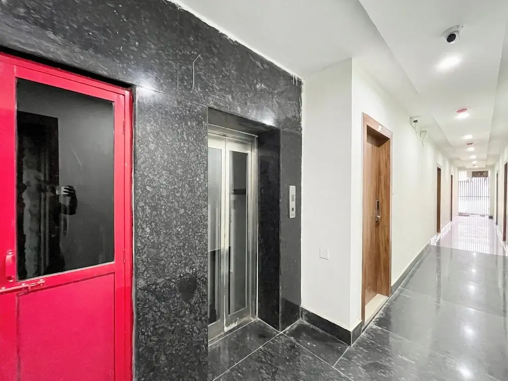 Hotel SRK - near Temple